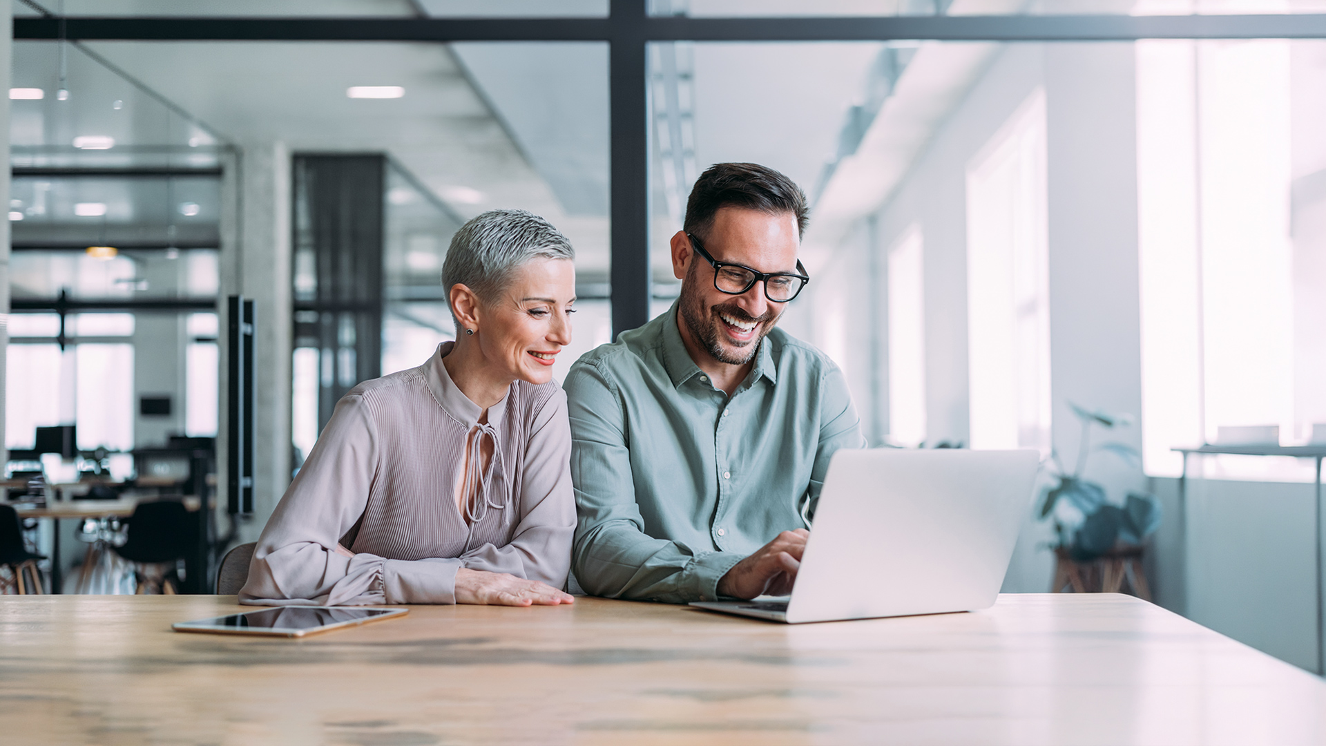 home carousel financially confident 50